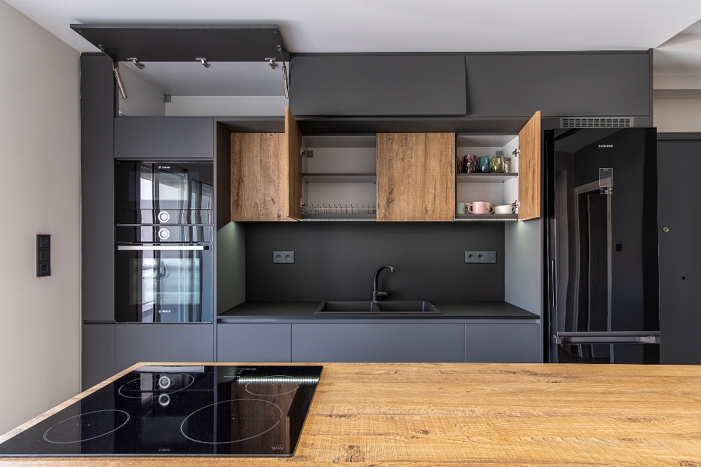 ΚΟΥΖΙΝΑ ΜΟΡΦΗ