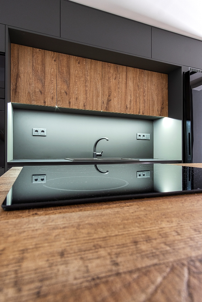 ΚΟΥΖΙΝΑ ΜΟΡΦΗ