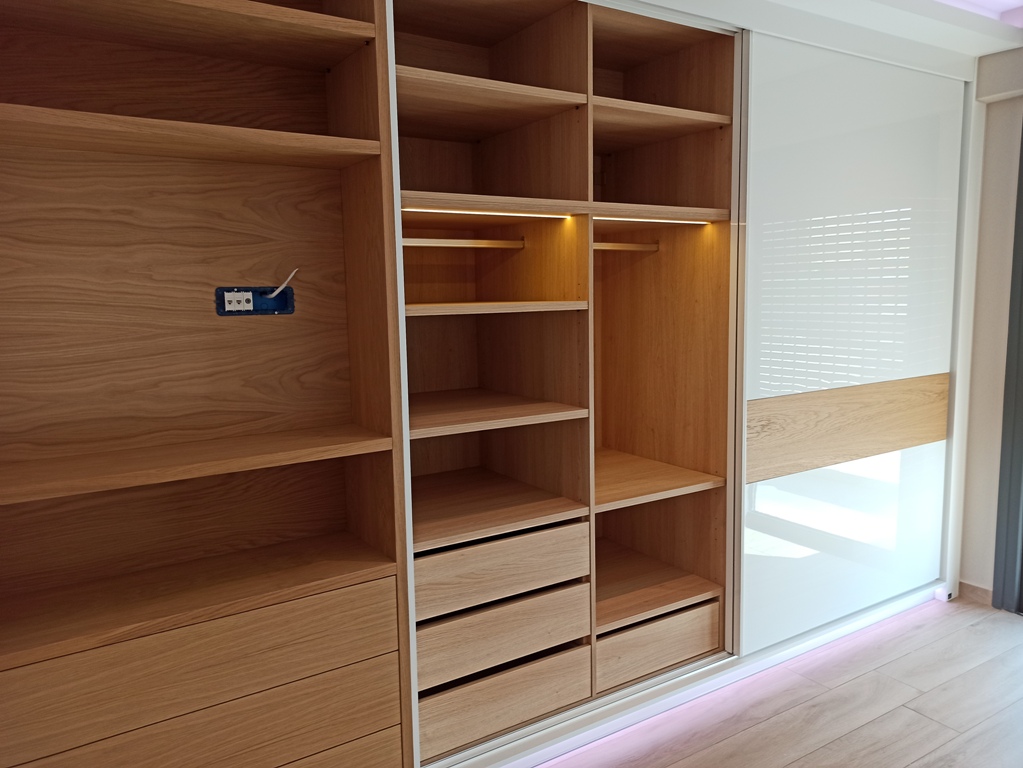 ΝΤΟΥΛΑΠΑ ΣΥΡΟΜΕΝΗ ΚΗΦΙΣΟΣ