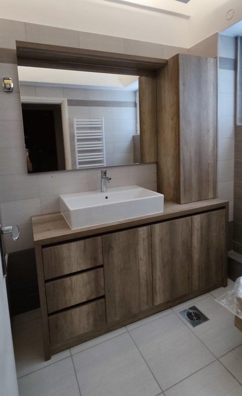 ΕΠΙΠΛΟ ΜΠΑΝΙΟΥ ΑΧΕΛΩΟΣ